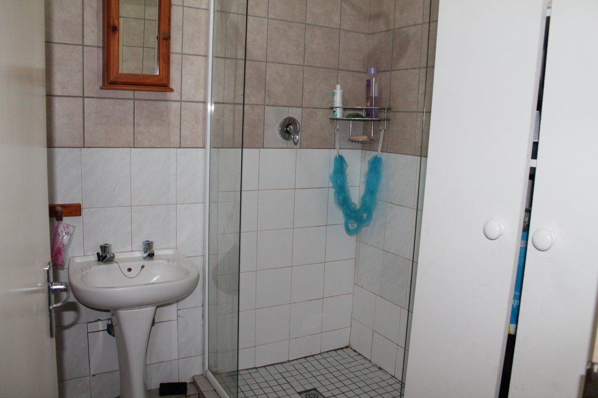 Neat & Secure 1 Bedroom Flat – Perfect Lock-Up-and-Go! - Photo 3