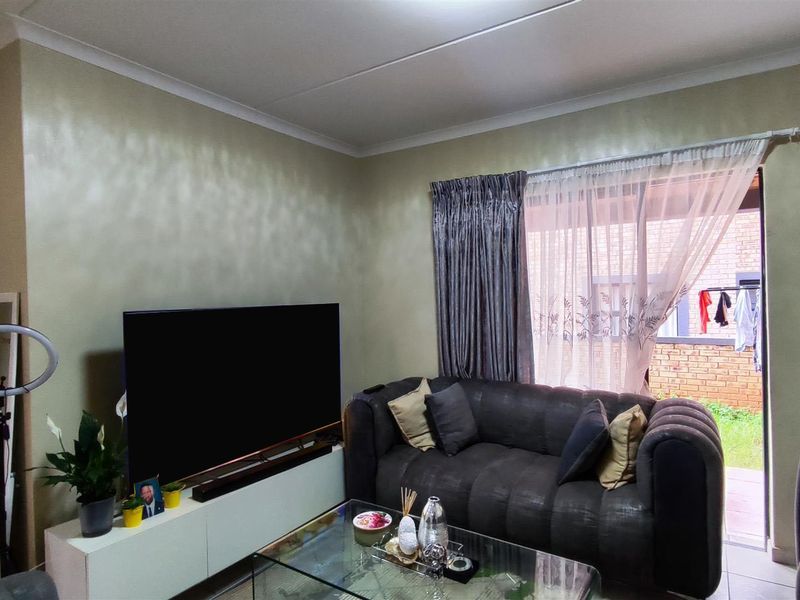 Modern Ground Floor Living in Clover Ridge, Cloverdene - Photo 5