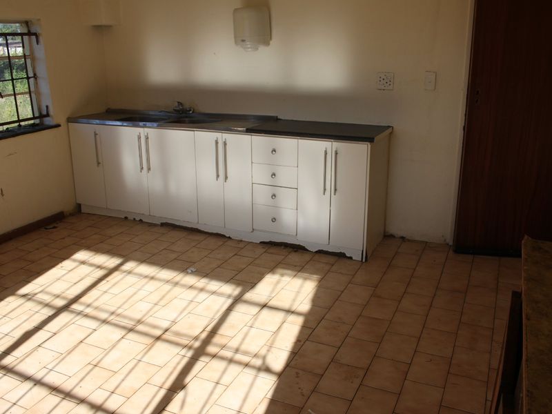 3 Bedroom House - Photo 6