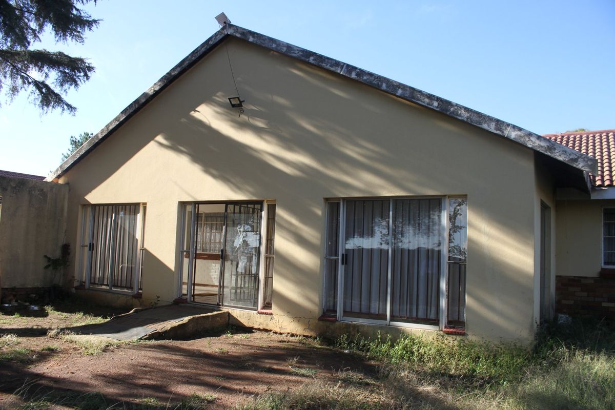 3 Bedroom House - Photo 2