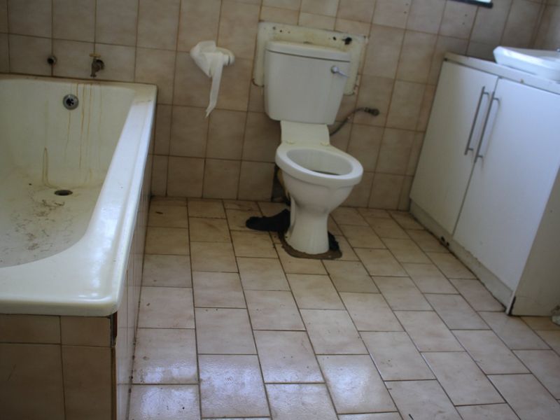 3 Bedroom House - Photo 4