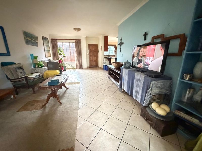 2 Bedroom 2 Bathroom Townhouse Rooihuiskraal North - Photo 8