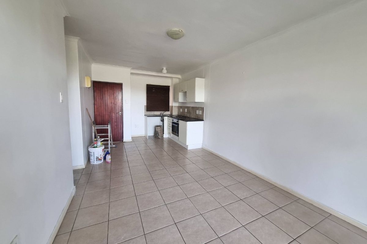 Freshly Painted 1-Bedroom Apartment To Let in Chase Valley - Photo 5