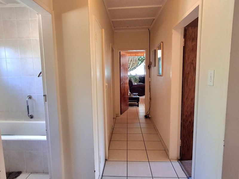 3-Bedroom Family Home for Sale in Sasolburg – Walking Distance to Schools & Town - Photo 8