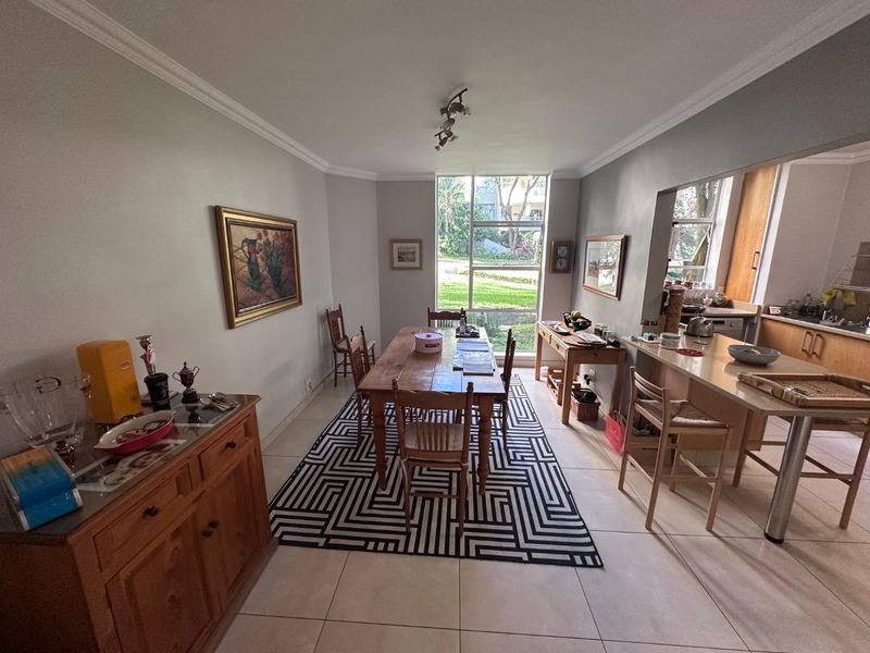 Spacious 3 Bedroom Fully Furnished Ground Floor Apartment - Photo 8