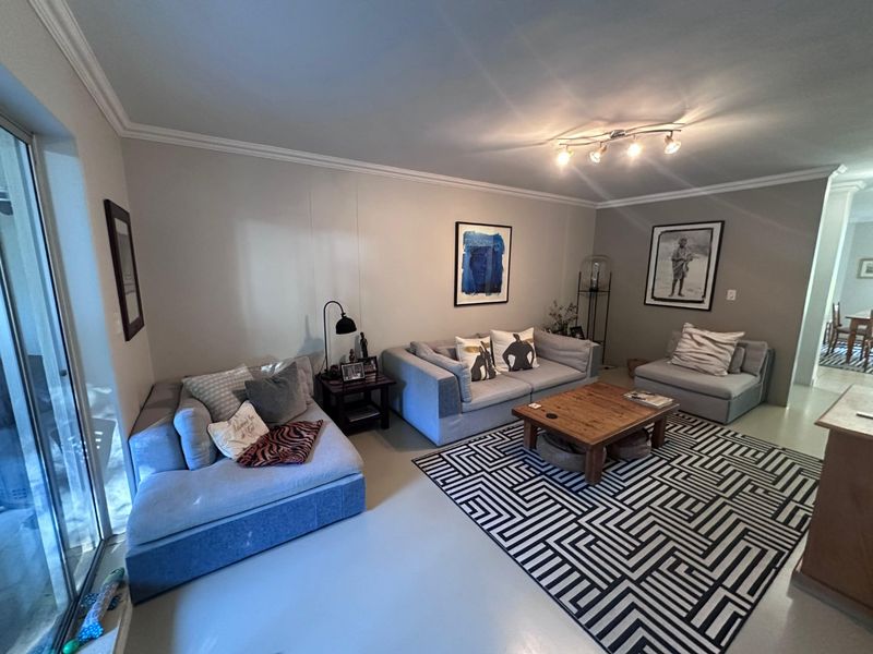 Spacious 3 Bedroom Fully Furnished Ground Floor Apartment - Photo 6