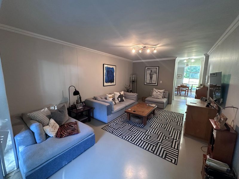 Spacious 3 Bedroom Fully Furnished Ground Floor Apartment - Photo 5
