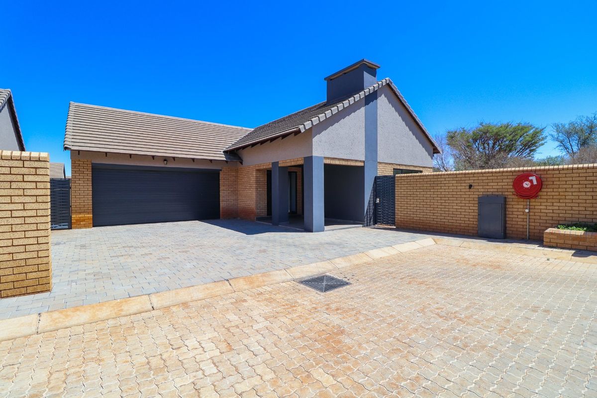 24/7 Security - Photo 3