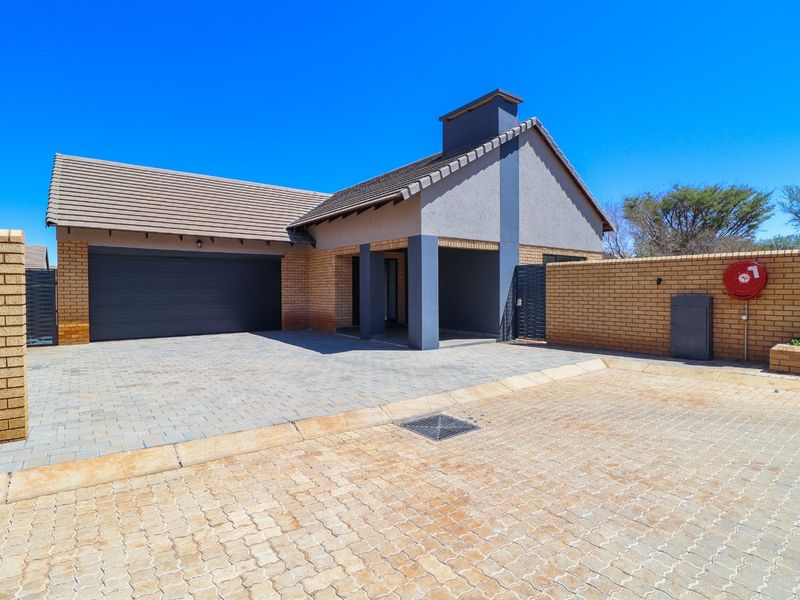 24/7 Security - Photo 3