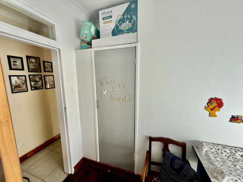 Family home with pool and flatlet in Stilfontein - Photo 10