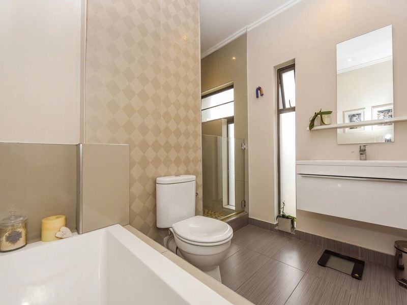 CHARMING 4 BEDROOM FOR SALE  - Photo 10