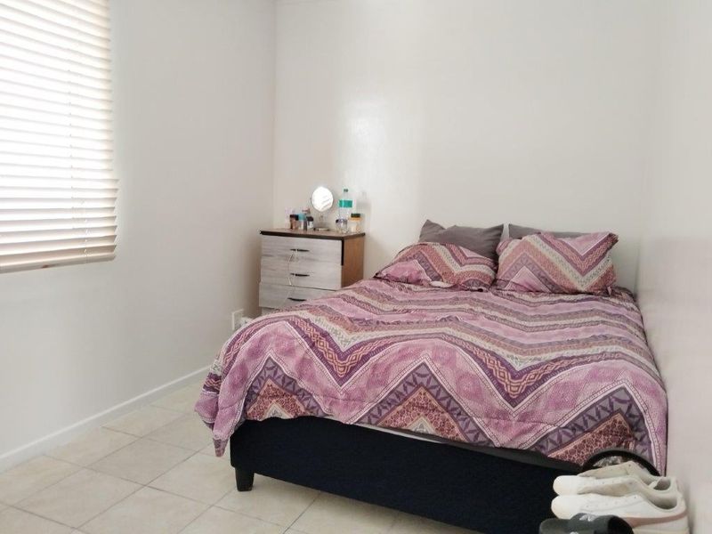 Lovely 2 Bedroom Duplex in Avon Gardens,  Elsies River - Photo 8