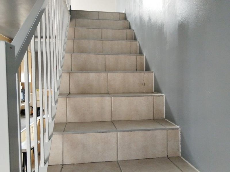 Lovely 2 Bedroom Duplex in Avon Gardens,  Elsies River - Photo 6