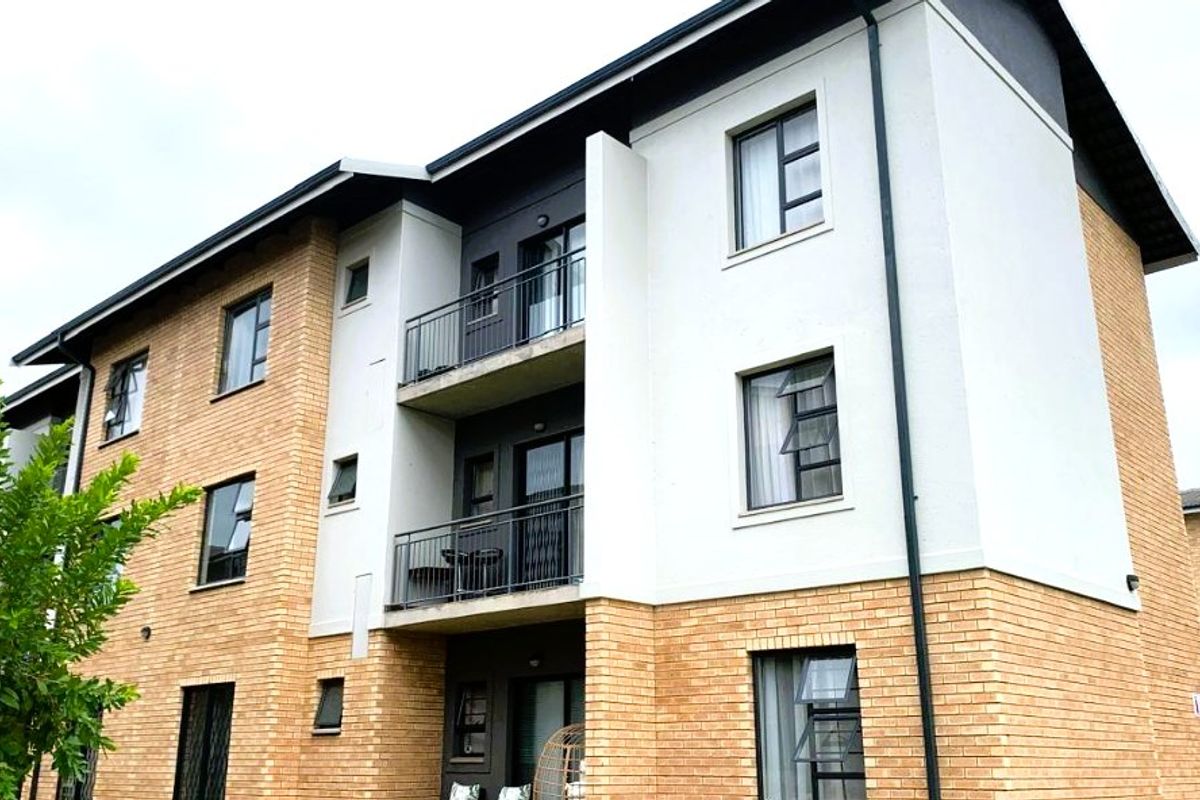 Modern 2 Bedroom Gem in True North Apartments, Sinoville! - Photo 2