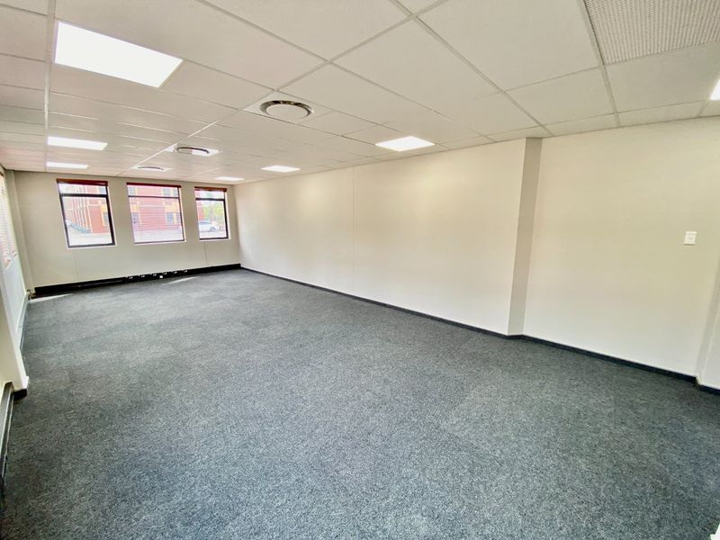Modern Office Space To Let In Boardwalk - Photo 7