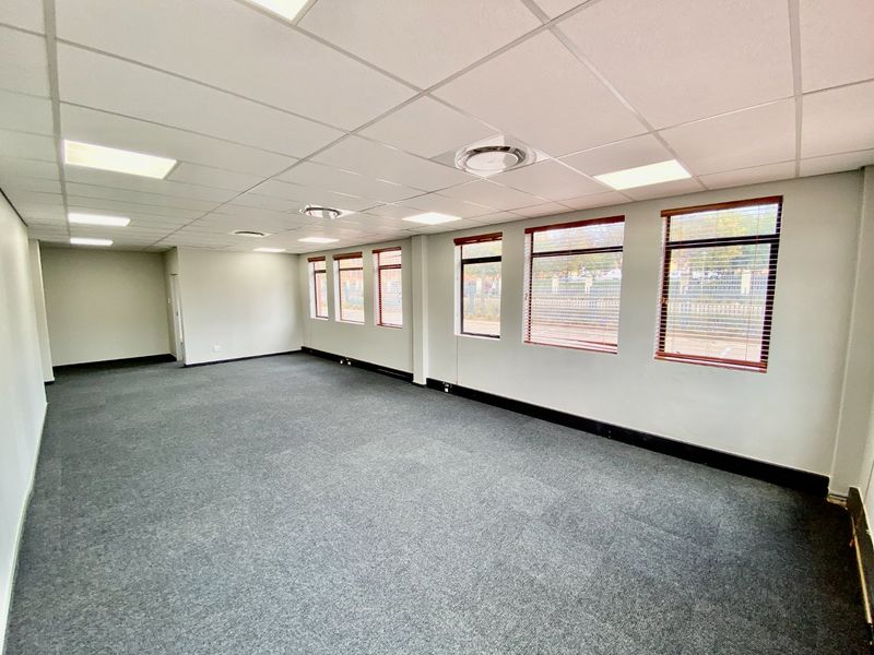 Modern Office Space To Let In Boardwalk - Photo 6