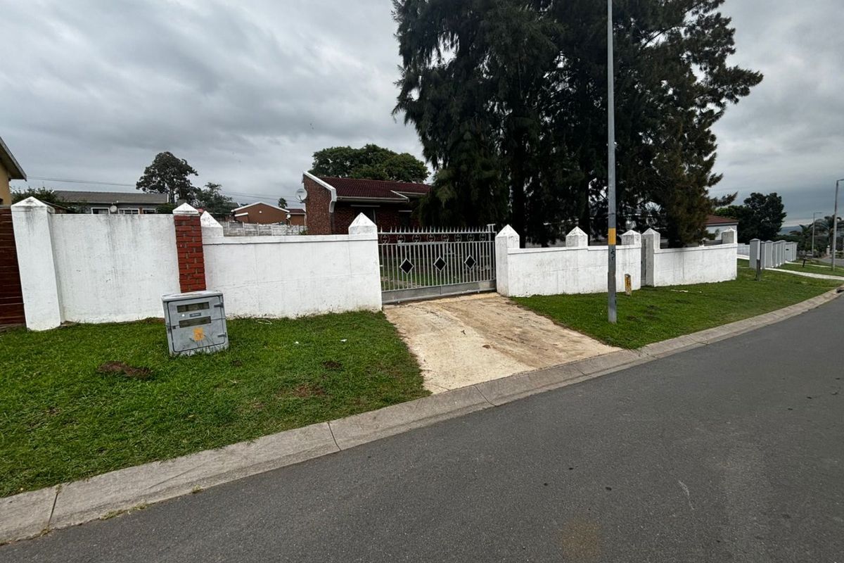 3 bedroom house for  sale in Amatola view - Photo 2