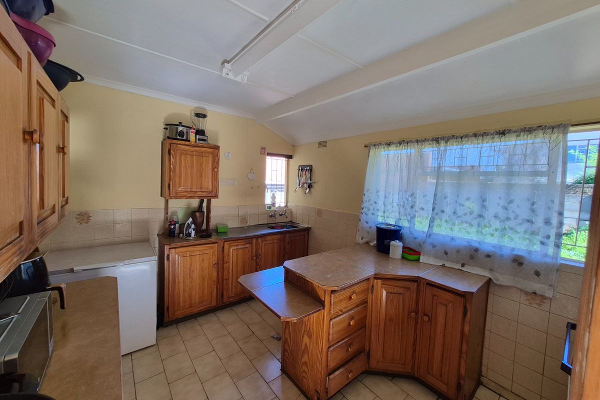 A Cozy Home Is Available For A Start Up Family Or An Investor. - Photo 5