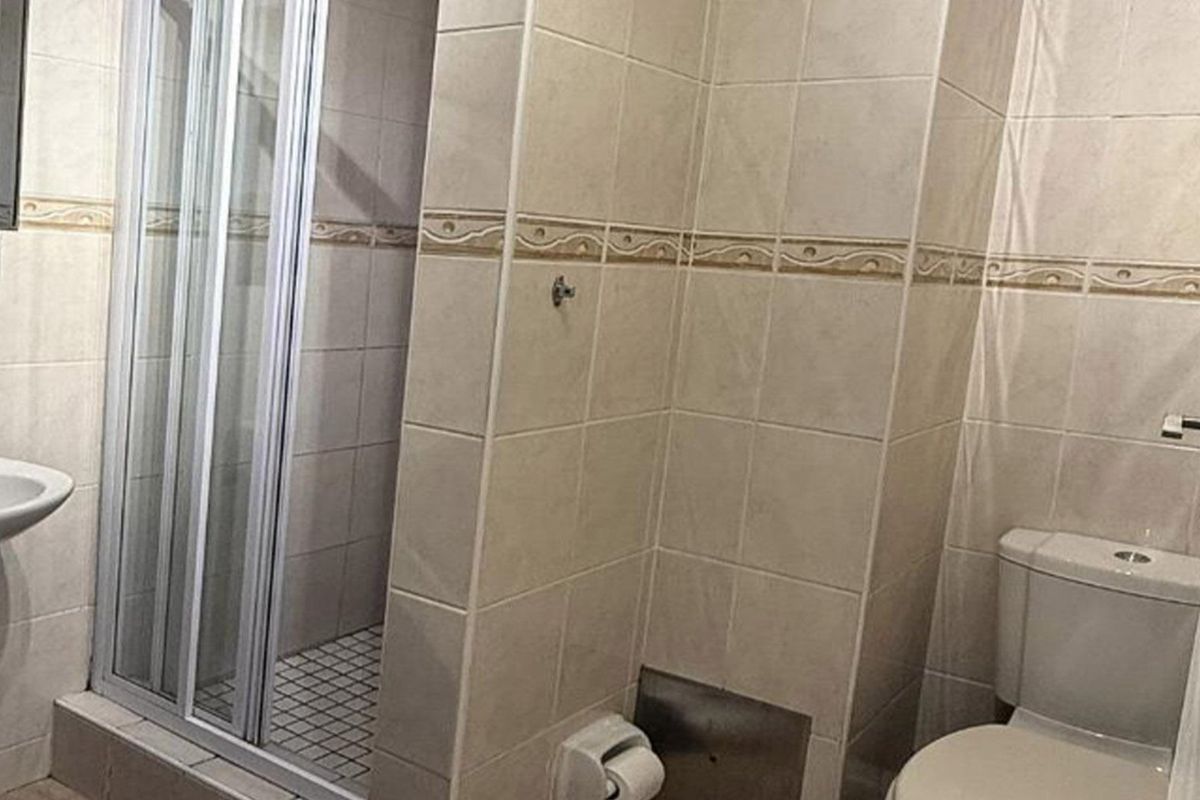 1 Bedroom Apartment for Sale in Hillcrest, Preto - Photo 5