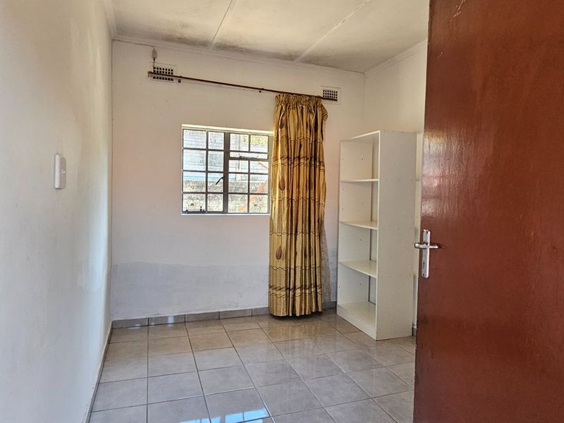 2 BEDROOM UNIT TO LET  - Photo 7