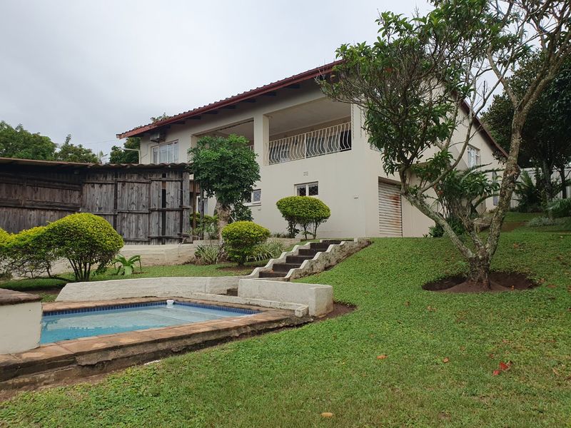 5-Bedroom Home with Sea Views & Income-Generating Flatlet - Photo 3