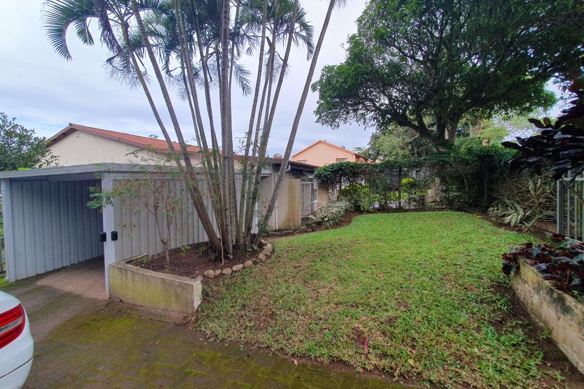 5-Bedroom Home with Sea Views & Income-Generating Flatlet - Photo 5