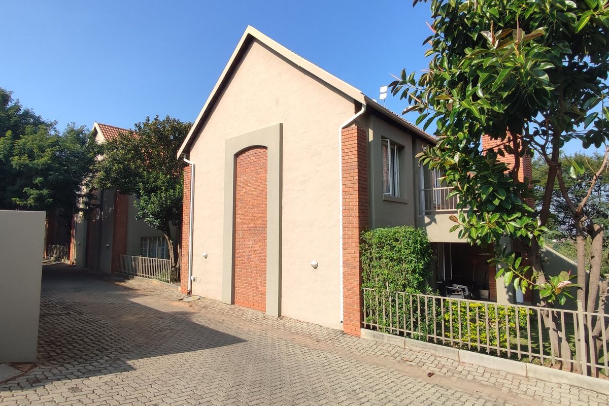 Prime Investment Opportunity – 32 Unit Complex in Upmarket Pretoria Estate - Photo 4