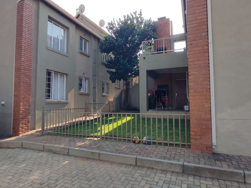 Prime Investment Opportunity – 32 Unit Complex in Upmarket Pretoria Estate - Photo 10