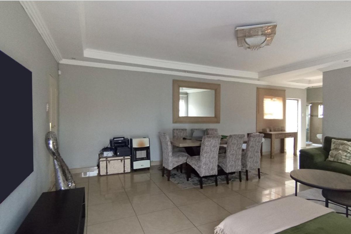 5 Bedroom House for Sale in Amandasig - Photo 5