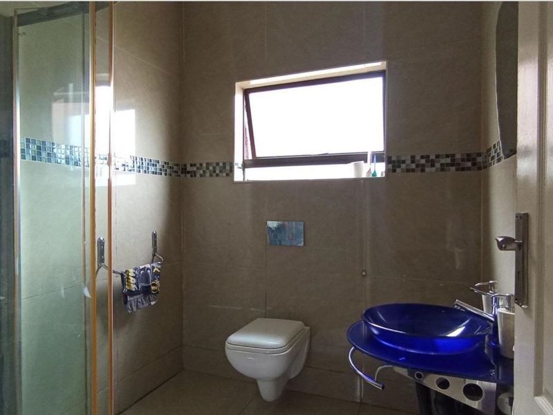 5 Bedroom House for Sale in Amandasig - Photo 6