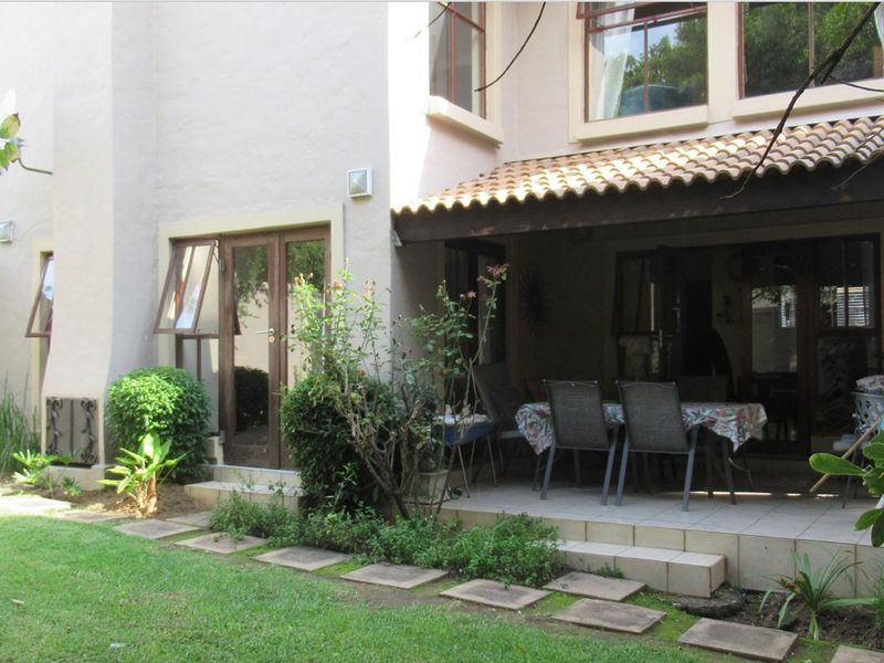3 Bedroom House for Sale in Dainfern  - Photo 8