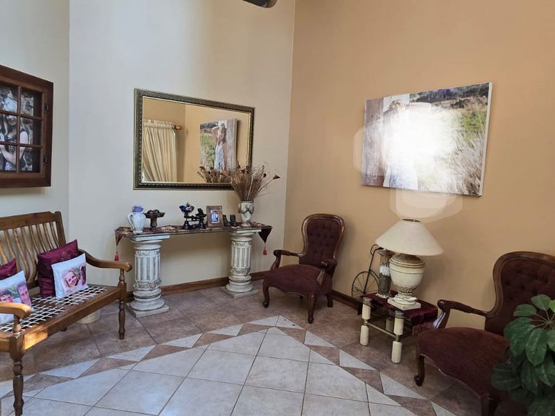 LUXURIOUS ENTERTAINER'S DREAM IN PRESTIGIOUS AMANDASIG!  - Photo 4