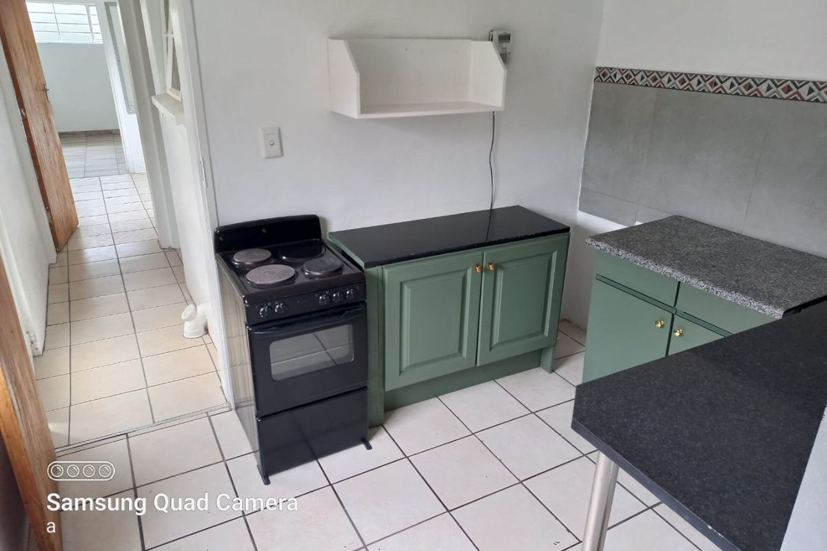 1 Bedroom Garden Cottage To Let - Photo 5