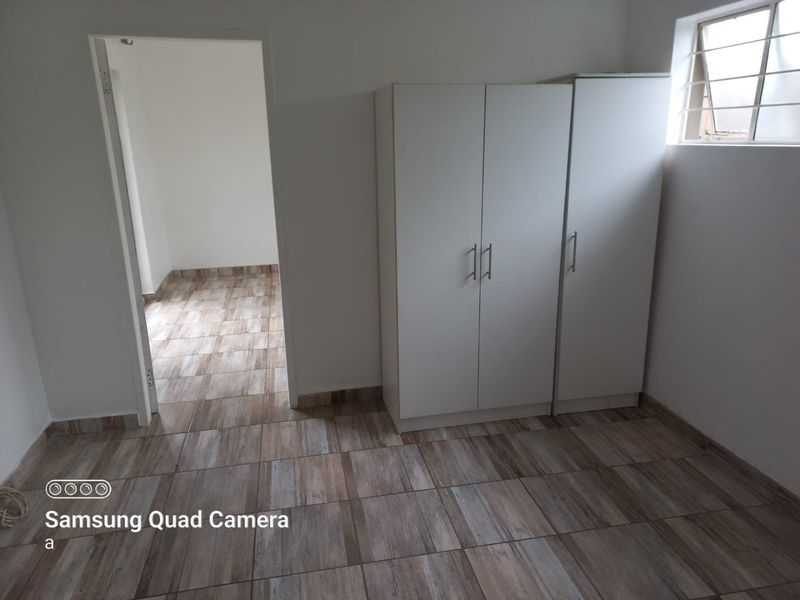 1 Bedroom Garden Cottage To Let - Photo 9