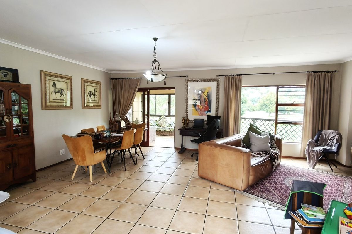 Family home in Noordheuwel with Braai Room Charm - Photo 3
