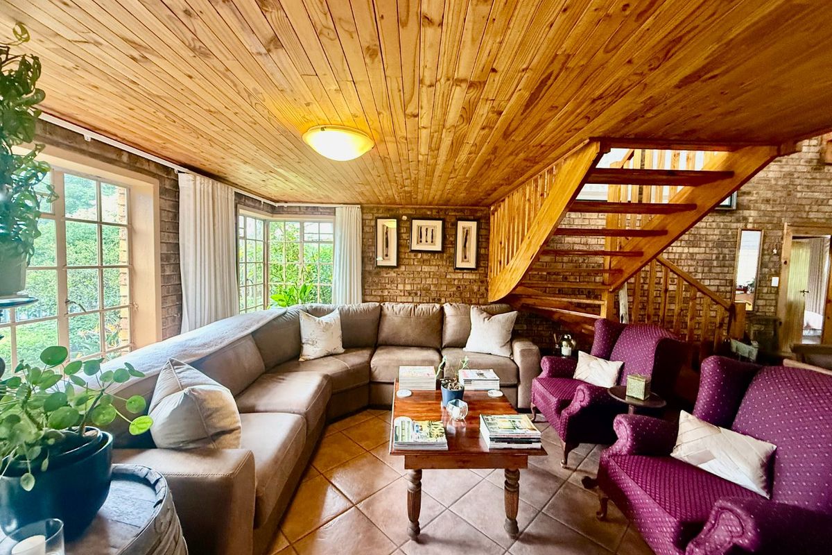 Beautiful Family Home For Sale | Schoemansville, Hartbeespoort - Photo 4