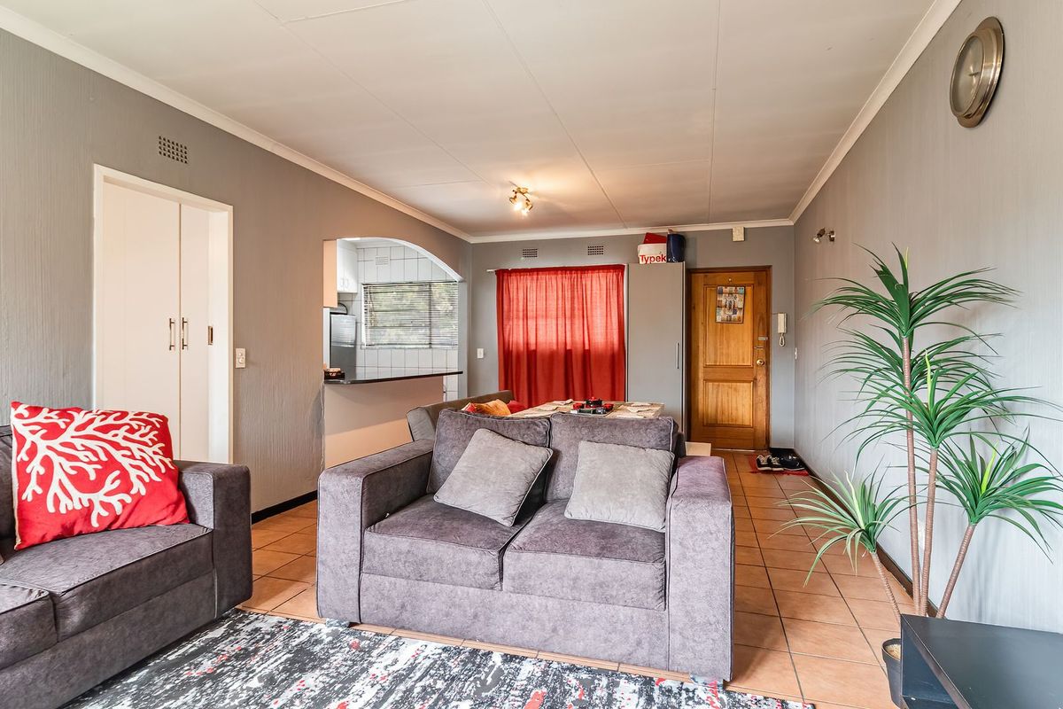 Neat & Secure 1-Bedroom Apartment in Quiet Ascot Park, Corlett Gardens - Photo 5