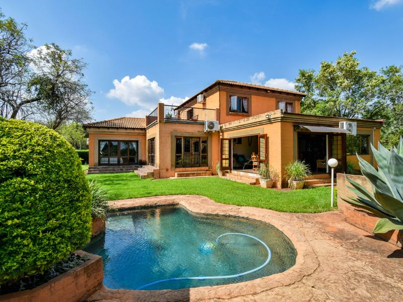 Modern Four Bedroom Plot Living Oasis - Photo 9