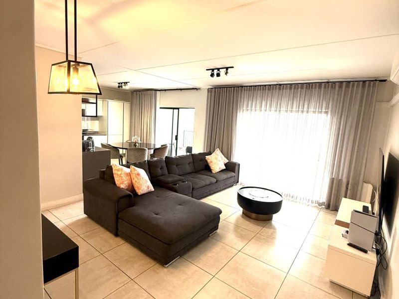 Modern Polofields Flat with Pool Access - Photo 2