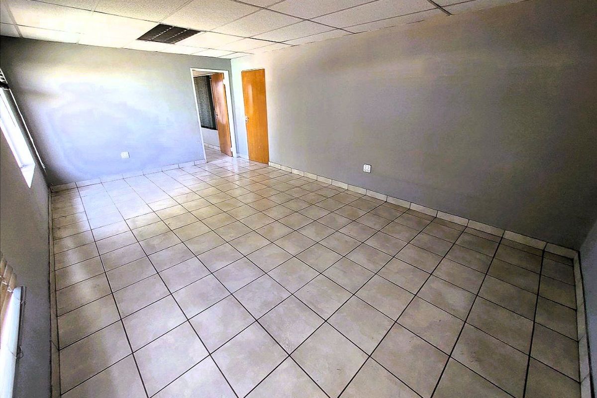 REAL ESTATE SERVICES WELCOMES YOU TO A NEW INDUSTRIAL LISTING BY JANINE .  - Photo 2