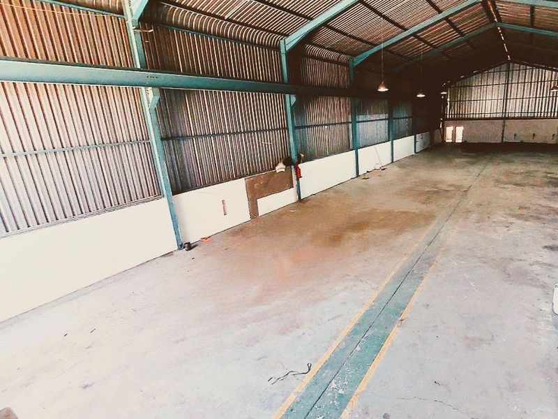 REAL ESTATE SERVICES WELCOMES YOU TO A NEW INDUSTRIAL LISTING BY JANINE .  - Photo 6
