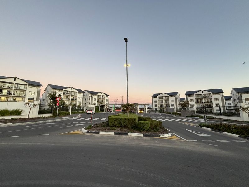 One-Bedroom Apartment to Rent in De Kuile Lifestyle Estate, Vredelust, Kuils River - Photo 2