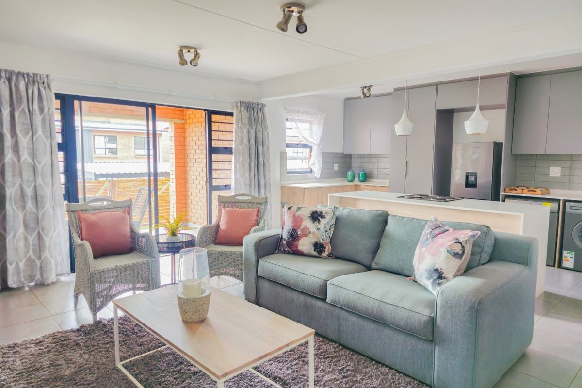 3 Bedroom, 2 bathroom apartment to rent in Irene, Southdowns View. - Photo 4