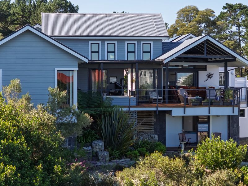 Modern, Flowing & Pleasingly Eclectic! - Photo 3