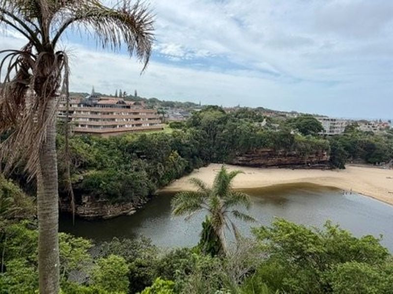 Beautiful Top-Floor Apartment With Truly Breathtaking Ocean Views - Photo 6