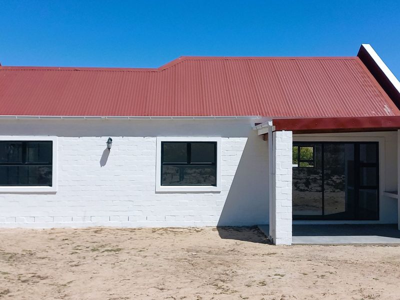 2 Bedroom Home with Flatlet For Sale In Hopefield - Photo 2