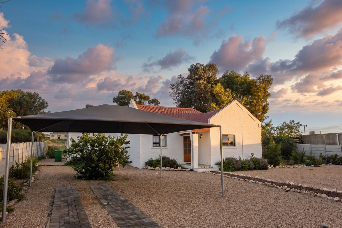 2 Bedroom Home with Flatlet For Sale In Hopefield - Photo 3