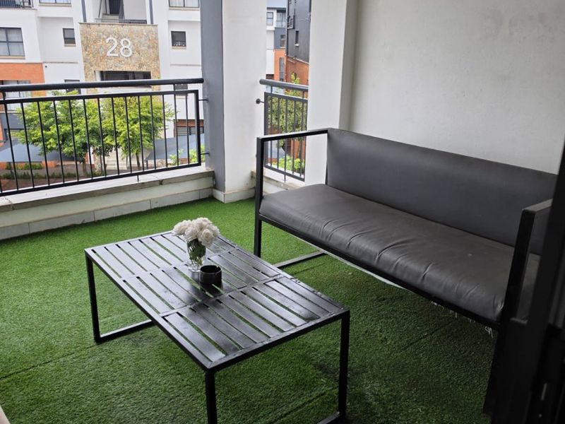 Luxury 2 Bedroom Fully Furnished Apartment to Rent in The Blyde Riverwalk Estate - Photo 8