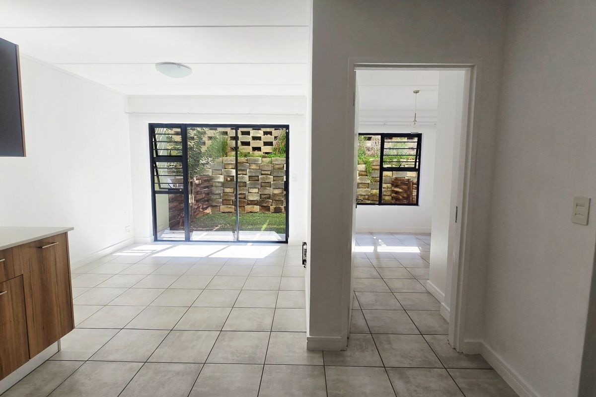 1 Bedroom Apartment for Rent in Green Park Lifestyle Estate Boksburg - Photo 4