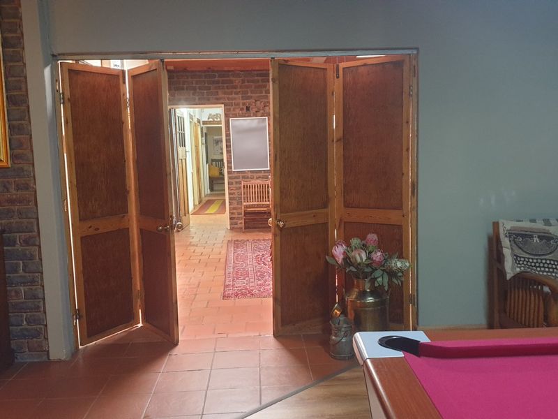 For Attention to Detail and Immaculate condition - Photo 10